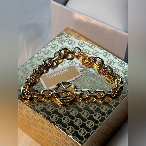 NEW‼️ Michael Kors MK Logo Gold Chain Bracelet NWT